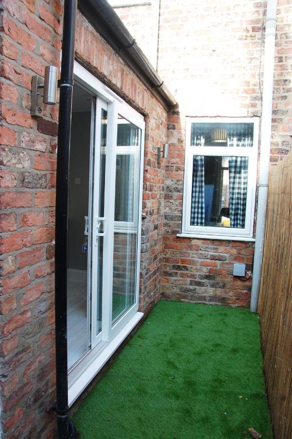 Bishy Road Retreat Villa York Ngoại thất bức ảnh